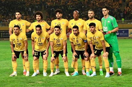 Sepahan FC (IRN) with Shabab Al Ahli (UAE)