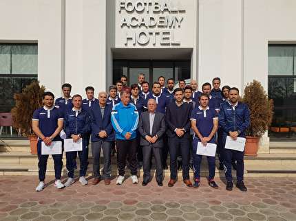 برگزاری مراسم اختتامیه کلاس مربیگری A فوتبال با حضور شکوری+ عکس