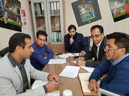 برگزاری نشست کادر فنی تیم ملی فوتسال با پرهیزکار