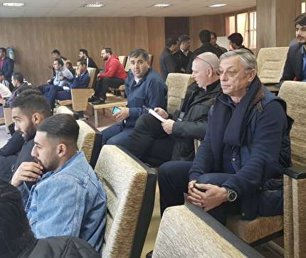 كرانچار تماشاگر مسابقه سايپا و تراكتورسازى