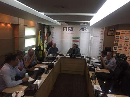 برگزاری نشست هم اندیشی دوره های دانش افزایی مربیگری در سراسر استانها