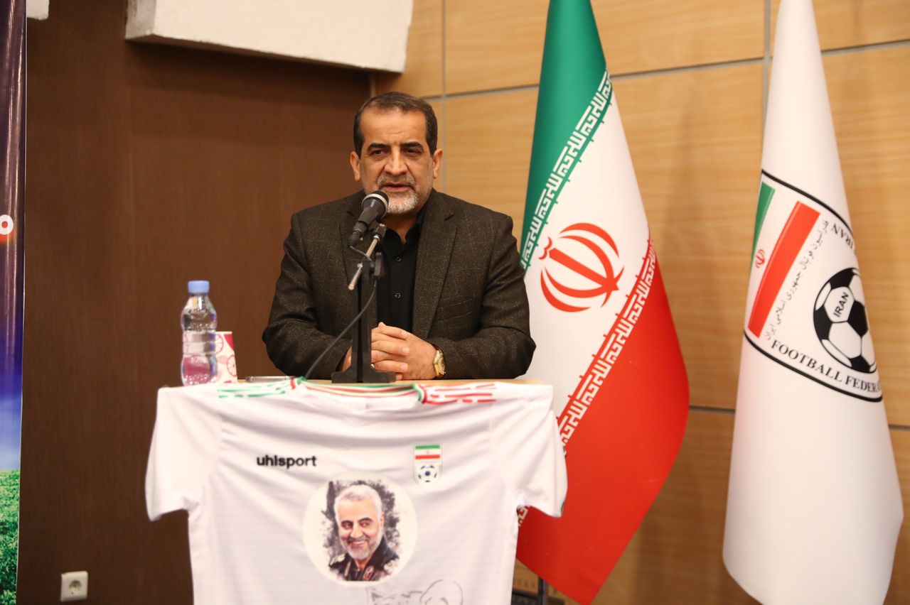 همایش تقدیر از عوامل امنیتی و انتظامی در برگزاری مسابقات فوتبال ملی و باشگاهی همایش تقدیر از عوامل امنیتی و انتظامی در برگزاری مسابقات فوتبال ملی و باشگاهی