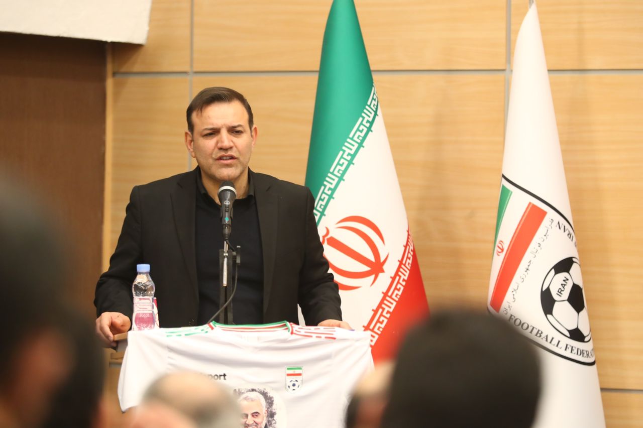 همایش تقدیر از عوامل امنیتی و انتظامی در برگزاری مسابقات فوتبال ملی و باشگاهی همایش تقدیر از عوامل امنیتی و انتظامی در برگزاری مسابقات فوتبال ملی و باشگاهی