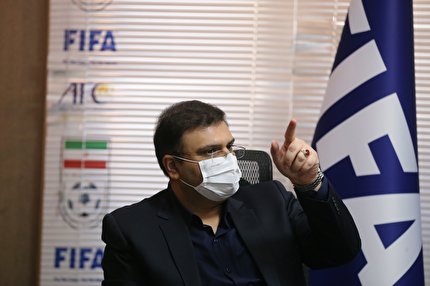 اصولی: هيات رييسه مستقل است و هيچ دخالتى را نمى پذيرد