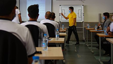 دوره مربیگری سطح یک فوتسال آسیا در سیرجان آغاز شد