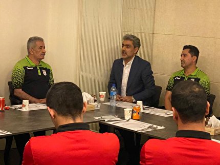 دیدار سرپرست کمیته فوتسال با ملی پوشان و اعضای کادرفنی