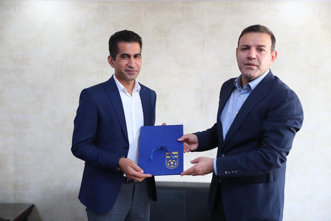 نشست رییس و سرپرست دبیرکلی جدید فدراسیون فوتبال برگزار شد نشست رییس و سرپرست دبیرکلی جدید فدراسیون فوتبال برگزار شد