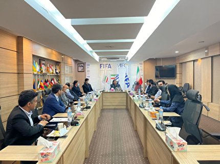 نشست سرپرست دبیرکلی با مسئولان کمیته انضباطی و مسابقات لیگ فوتبال و فوتسال