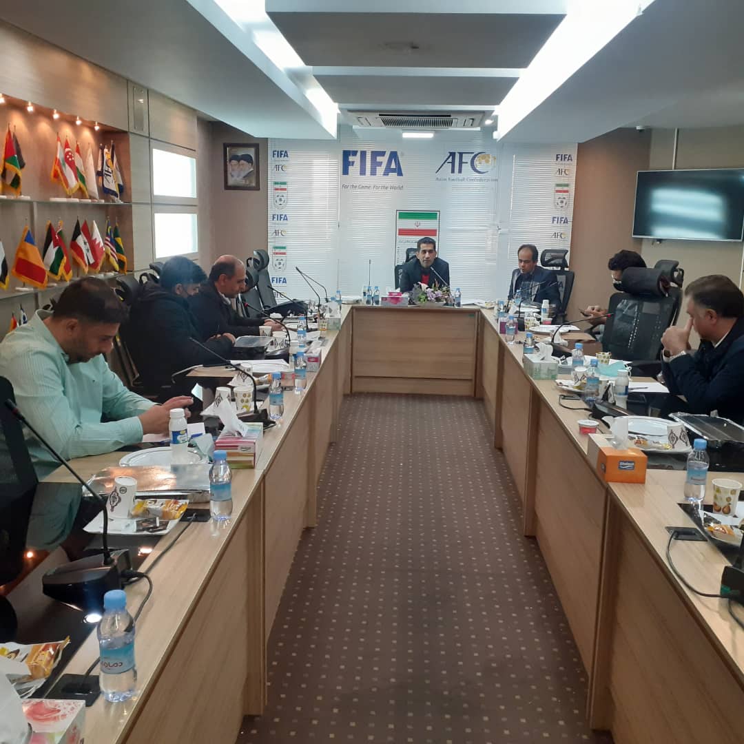 کامرانیفر: از شفافیت و همفکری استقبال میکنیم کامرانیفر: از شفافیت و همفکری استقبال میکنیم