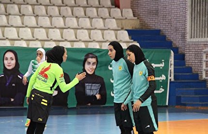 اسامی تیم داوری داوران هفته چهارم لیگ برتر فوتسال بانوان