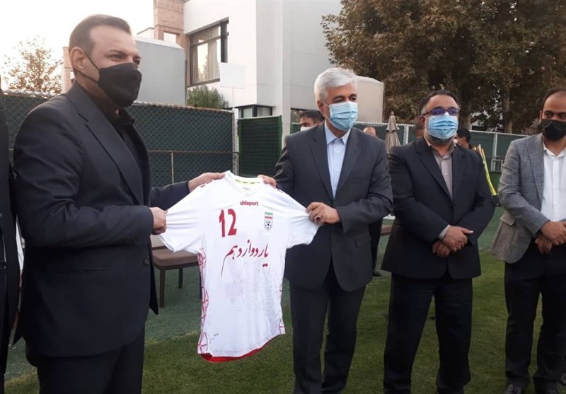 پیام تبریک دکتر سجادی درپی کسب نتایج تاریخی توسط تیم ملی فوتبال پیام تبریک دکتر سجادی درپی کسب نتایج تاریخی توسط تیم ملی فوتبال