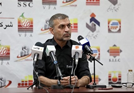 نشست خبری سرمربی فولاد