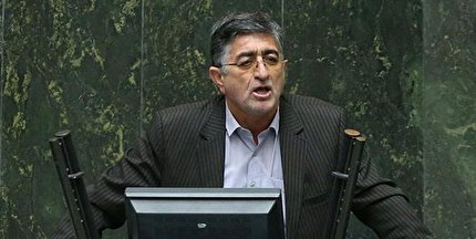 کاظمی: مجلس تمام قد از تصویب اساسنامه فدراسیون فوتبال دفاع می کند