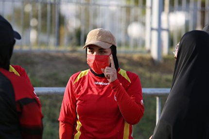 سرمربی تیم ملی تماشاگر دیدار ذوب آهن و کیان نیشابور
