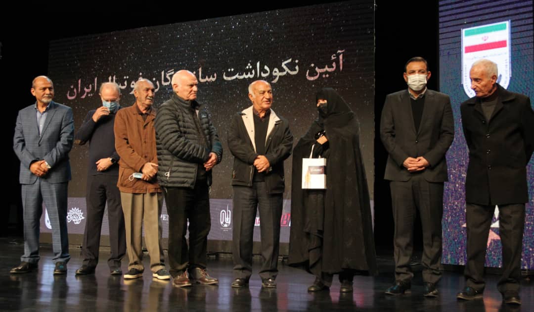 عزیزیخادم: فوتبال امروز ایران سرافراز و سربلند است عزیزیخادم: فوتبال امروز ایران سرافراز و سربلند است