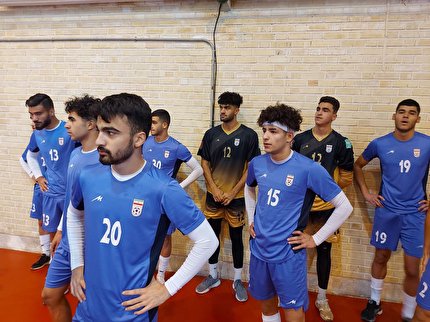 تمرین تیم ملی جوانان در سالن فوتسال