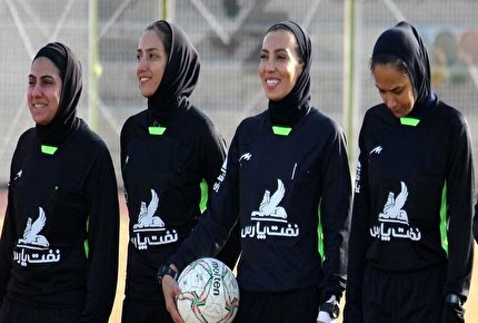 اسامی داوران لیگ برتر فوتبال بانوان