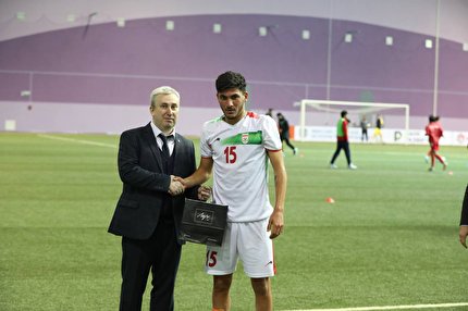 اسماعیل قلی زاده بهترین بازیکن دیدار ایران و بلاروس شد