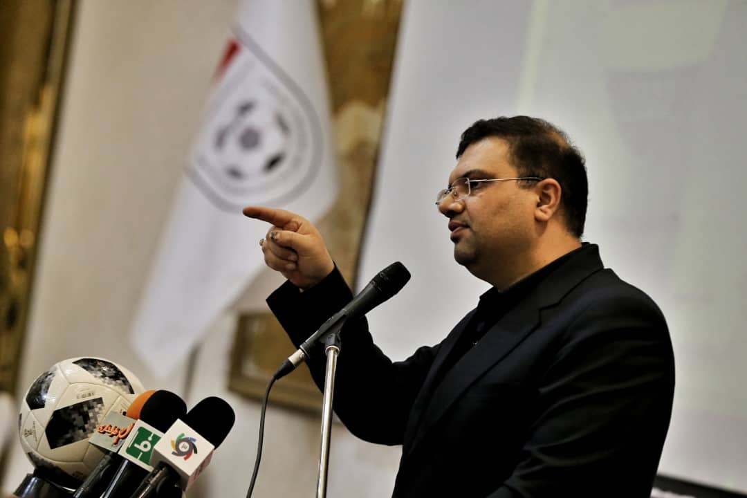 اصولی: داوران مهمترین رکن نظام بخش فوتبال هستند اصولی: داوران مهمترین رکن نظام بخش فوتبال هستند