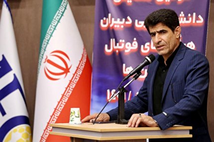حيدرى:دوره هیات رییسه فوتبال خوزستان تمام شده بود