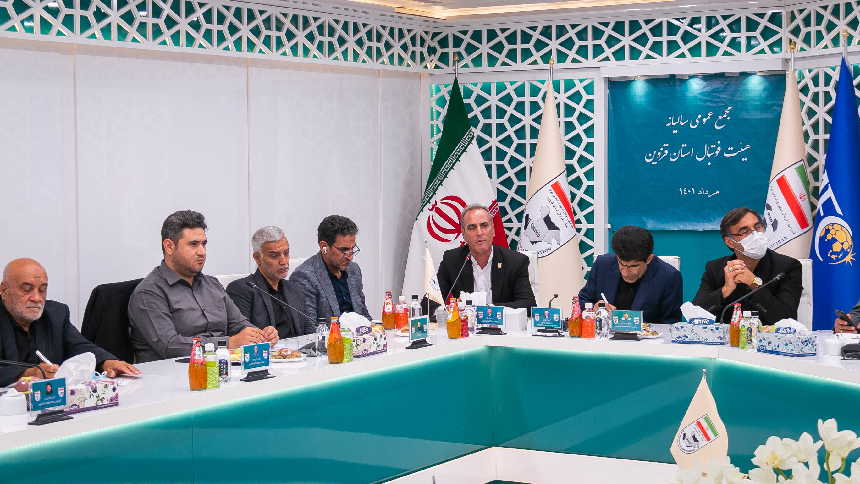 مجمع عمومی سالیانه هیات فوتبال استان قزوین برگزار شد مجمع عمومی سالیانه هیات فوتبال استان قزوین برگزار شد