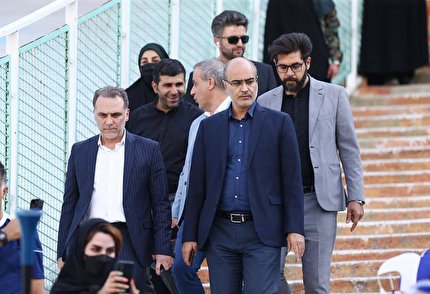 بازديد سرپرست فدراسيون از مسير ورود و محل استقرار بانوان در ورزشگاه