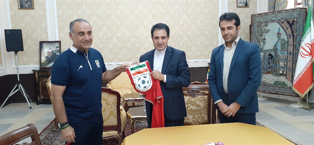 تیم ملی نوجوانان میهمان سفارت جمهوری اسلامی ایران در تاشکند