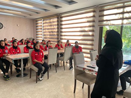 برگزاری جلسه روانشناسی و  دوپینگ برای بازیکنان تیم ملی زیر 15 سال دختران