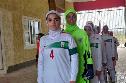 پایان نیمه نخست دیدار ایران و ازبکستان