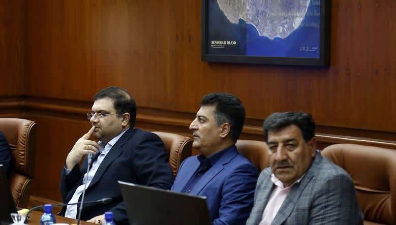 انعقاد تفاهم نامه همکاری فدراسیون فوتبال و سازمان منطقه آزاد کیش؛برپایی المپیاد ورزشی فوتسال جوانان کشور در جزیره انعقاد تفاهم نامه همکاری فدراسیون فوتبال و سازمان منطقه آزاد کیش؛برپایی المپیاد ورزشی فوتسال جوانان کشور در جزیره