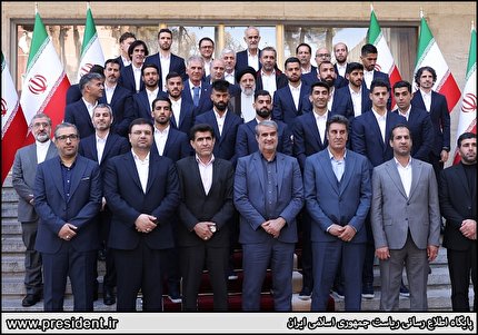 برگزاری مراسم بدرقه تیم ملی فوتبال با حضور رییس جمهور
