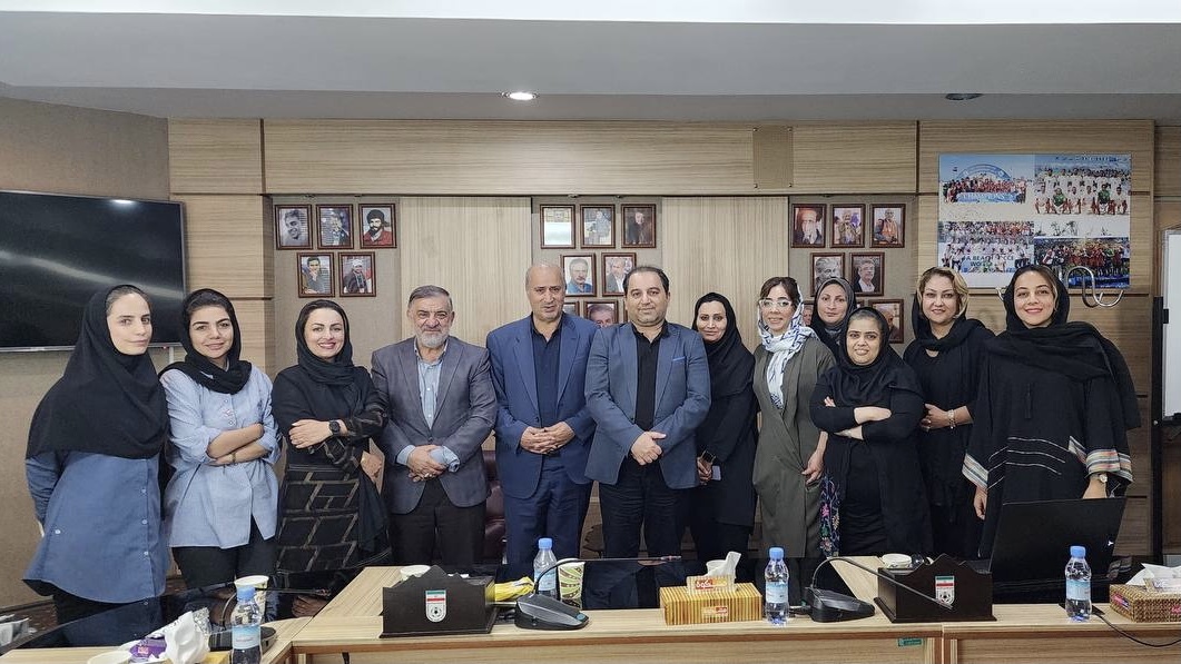 رئیس فدراسیون فوتبال در مراسم افتتاح دیوار آسمانی رئیس فدراسیون فوتبال در مراسم افتتاح دیوار آسمانی