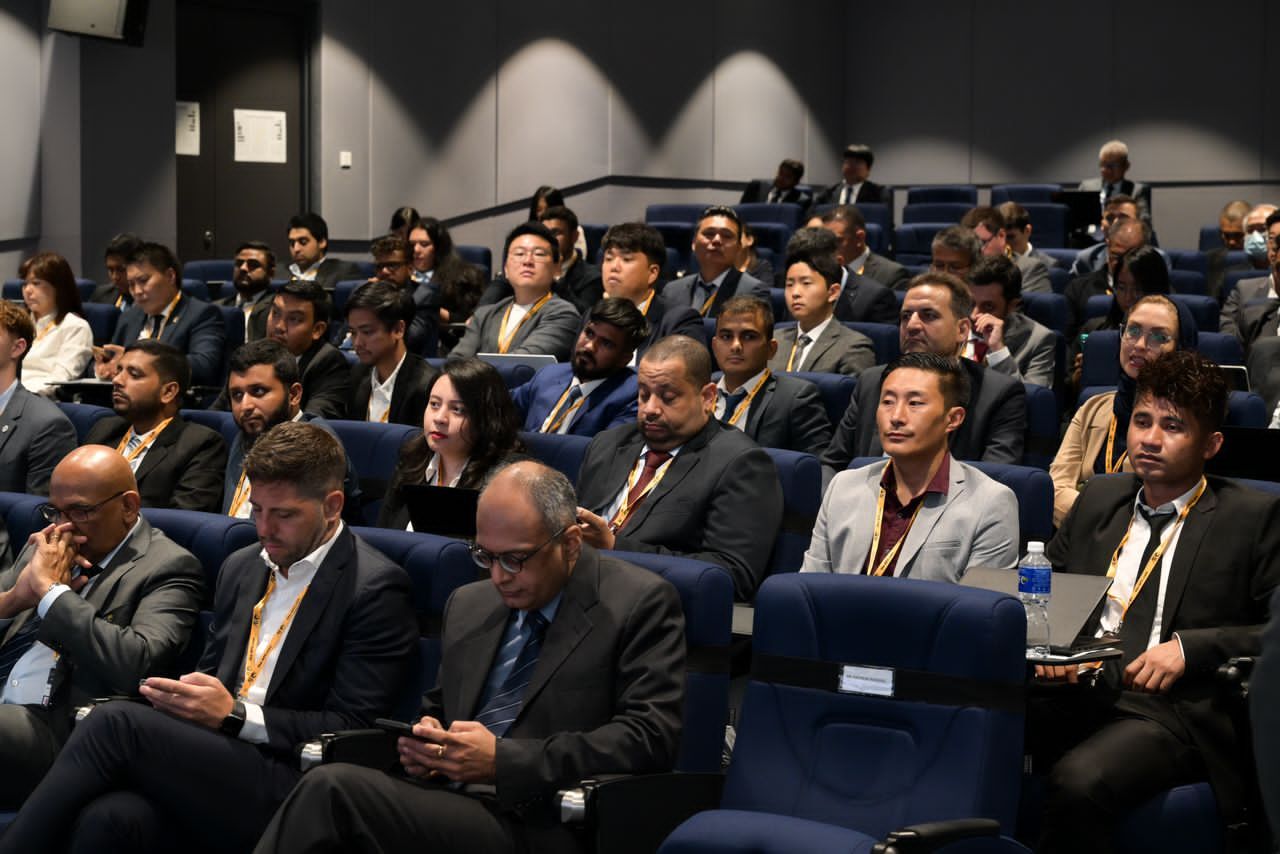 حضور مدیر صدور مجوز حرفه ای در سمینار فوتبال حرفه ای