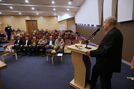 گزارش تصویری از مراسم تجلیل از داوران بین المللی فوتبال و فوتسال