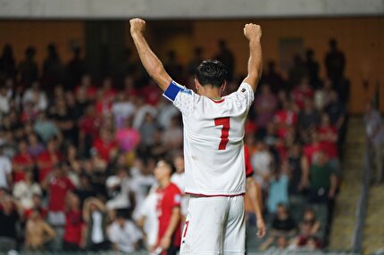 گزارش تصویری نیمه دوم بازی تیم های ملی ایران و هنگ کنگ