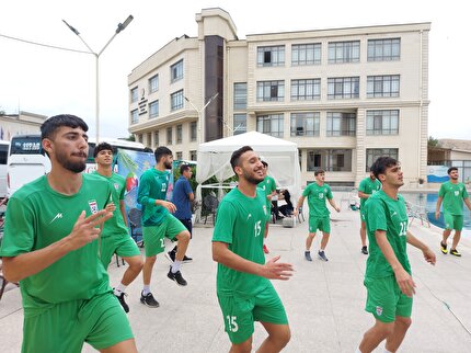 تمرین سبک کششی تیم ملی جوانان در روز بازی با ترکمنستان