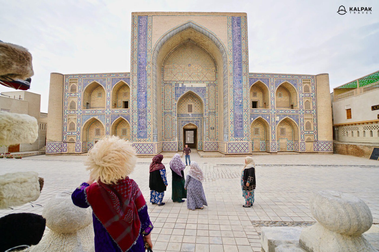 حاشیهنگاری جام جهانی 2024 ( قسمت دوم)؛از بخارای شریف به تهران؛ حال همهی ما خوب است حاشیهنگاری جام جهانی 2024 ( قسمت دوم)؛از بخارای شریف به تهران؛ حال همهی ما خوب است