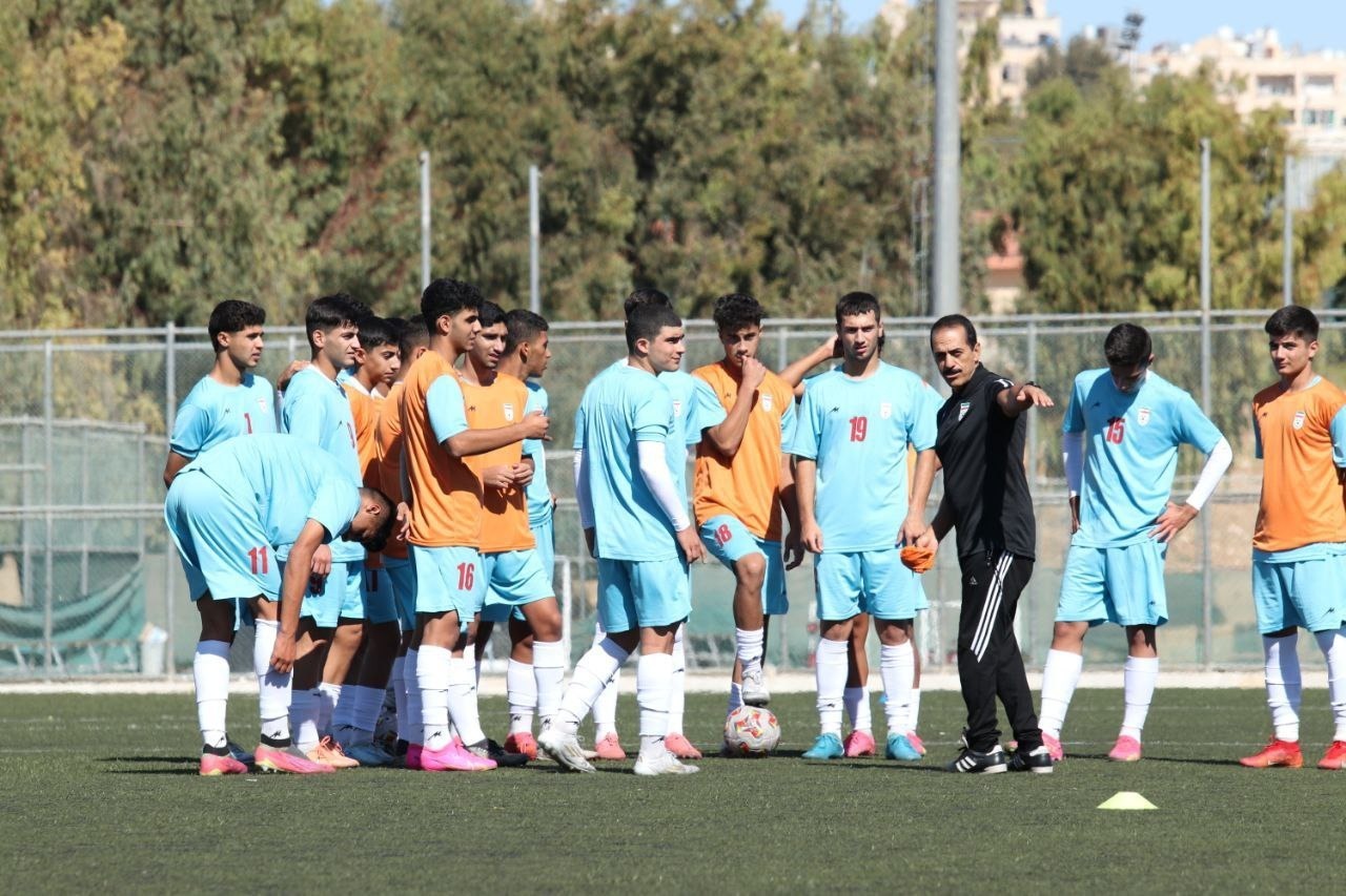 ما به شما امیدواریم یوزهای نوجوان! ما به شما امیدواریم یوزهای نوجوان!