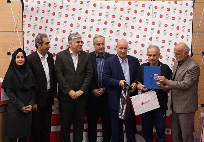 گزارش تصویری مراسم اختتامیه مربیگری سطح A آسیا گزارش تصویری مراسم اختتامیه مربیگری سطح A آسیا