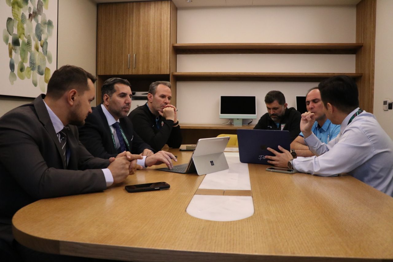 برگزاری نشست مدیران تیم ملی امید با مسئولان AFC برگزاری نشست مدیران تیم ملی امید با مسئولان AFC