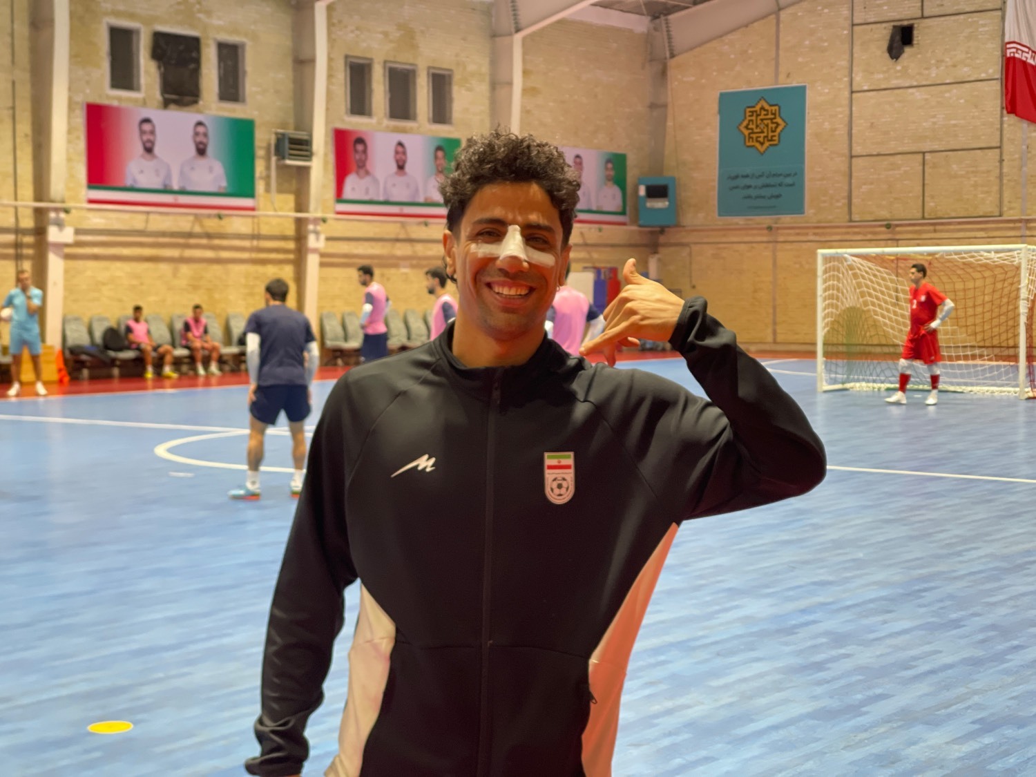 تمرین تیم ملی فوتسال با حضور کاپیتان نقابدار تمرین تیم ملی فوتسال با حضور کاپیتان نقابدار