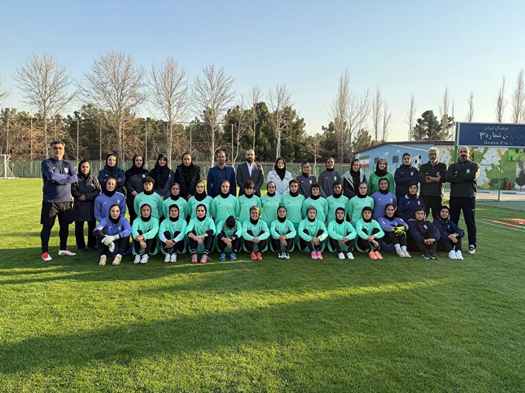 حضور اعضای هیات رییسه در تمرین تیم ملی فوتبال بانوان