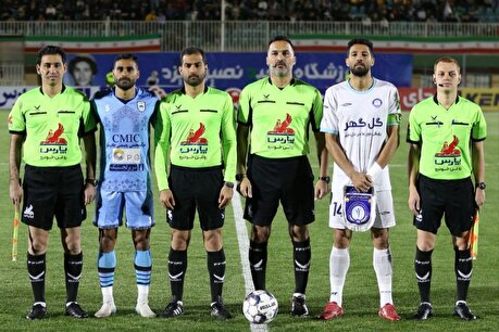 گزارش تصویری/ دیدار تیم‌های چادر ملو اردکان و گل گهر سیرجان