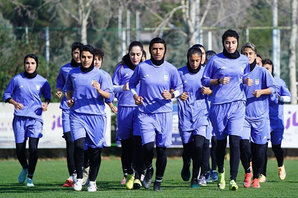 ناخدا مرضیه و دریای متلاطم آسیایی