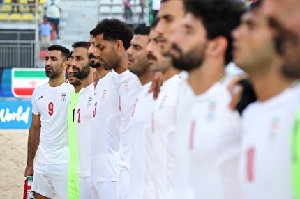 پیراهن اصلی بر تن تیم ملی ایران مقابل پرتغال