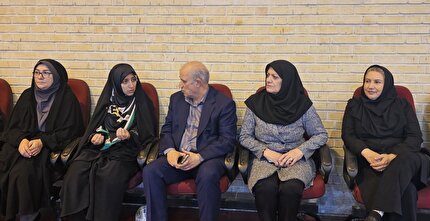 دکتر بهروز آذر: قدردان تلاش دختران فوتسالیست هستم