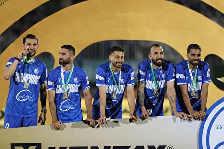 بخش دوم گزارش تصویری جشن قهرمانی جام حذفی فوتبال کشور بخش دوم گزارش تصویری جشن قهرمانی جام حذفی فوتبال کشور