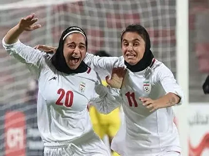 تبریک باشگاه پرسپولیس به تیم ملی فوتبال بانوان تبریک باشگاه پرسپولیس به تیم ملی فوتبال بانوان