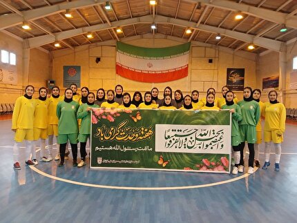 گرامیداشت هفته وحدت در اردوی تیمهای ملی فوتسال نوجوانان
