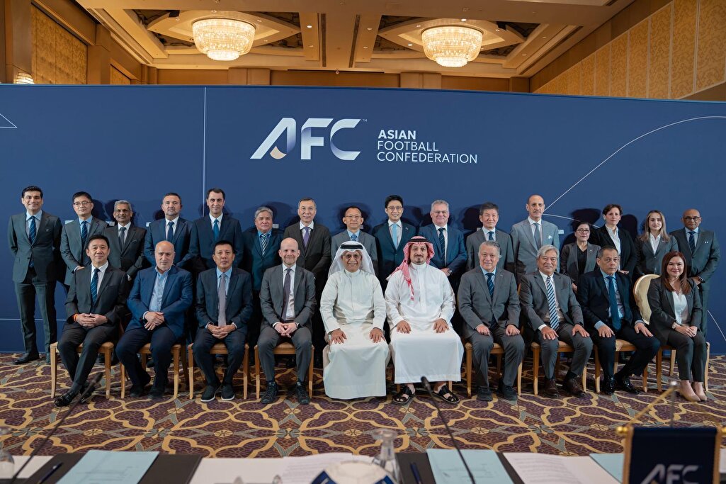 برگزاری نشست هیات رئیسه AFC با حضور دبیرکل فیفا و نائب رئیس ایرانی AFC و رئیس فدراسیون فوتبال جمهوری اسلامی ایران برگزاری نشست هیات رئیسه AFC با حضور دبیرکل فیفا و نائب رئیس ایرانی AFC و رئیس فدراسیون فوتبال جمهوری اسلامی ایران